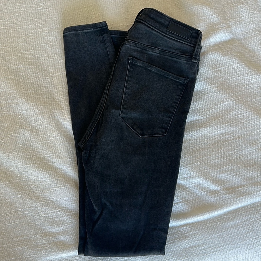 Abercrombie and Fitch High Rise Black Skinny Jean size 27/4